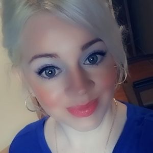 Meet your Posher, Candice